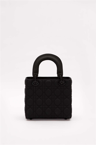 Levidor Kare Aksesuar Detaylı El Çantası