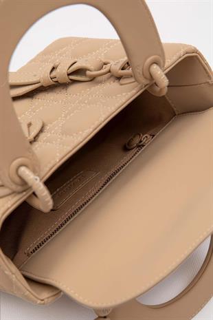 Levidor Kare Aksesuar Detaylı El Çantası