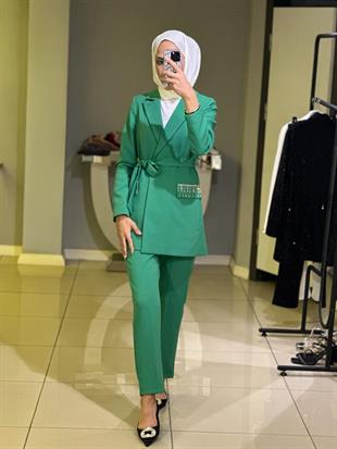 MOODBASİC CEPLERİ TAŞLI BLAZER CEKETLİ TAKIM