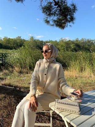 MOODBASIC ÇITÇITLI DİK YAKA YUMOŞ HIRKA