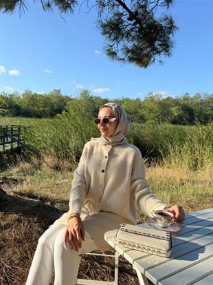 MOODBASIC ÇITÇITLI DİK YAKA YUMOŞ HIRKA