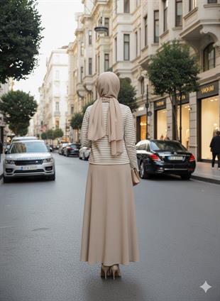 Moodbasic YAKASI TAŞLI ETEKLİ TAKIM