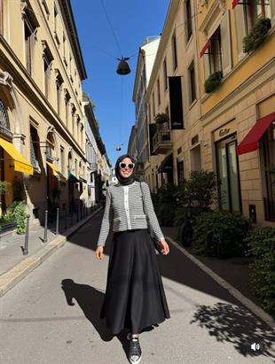 Moodbasic YAKASI TAŞLI ETEKLİ TAKIM