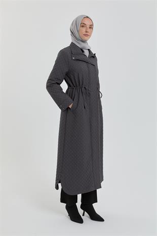 Nihan Büyük Beden İnce Kapitone Pardesü