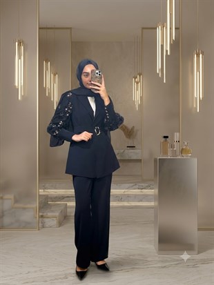 NURE KOLLARI PUL PAYETLİ CEKET PANTOLON TAKIM