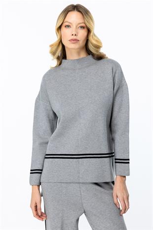 On Fashion Çizgi Desenli Kazak