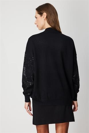 On Fashion Taşlı Dik Yaka Triko Kazak