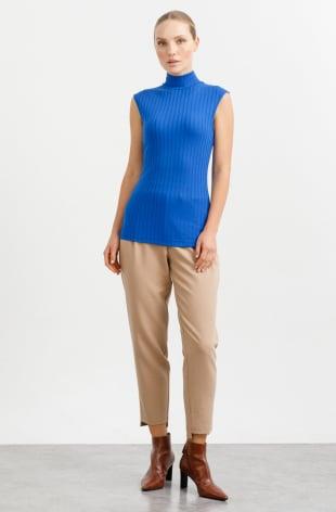 ON TRİKO Dik Yaka Kolsuz Basic Bluz