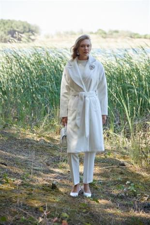 Premium By Moodbasic TAŞ AKSESUARLI PELUŞ KÜRKLÜ KABAN