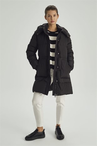 WOMANİA TORONTO MONT