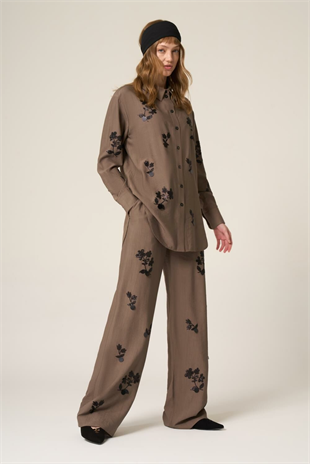 YEŞİM ÖZCAN NAKIŞLI TUNİK