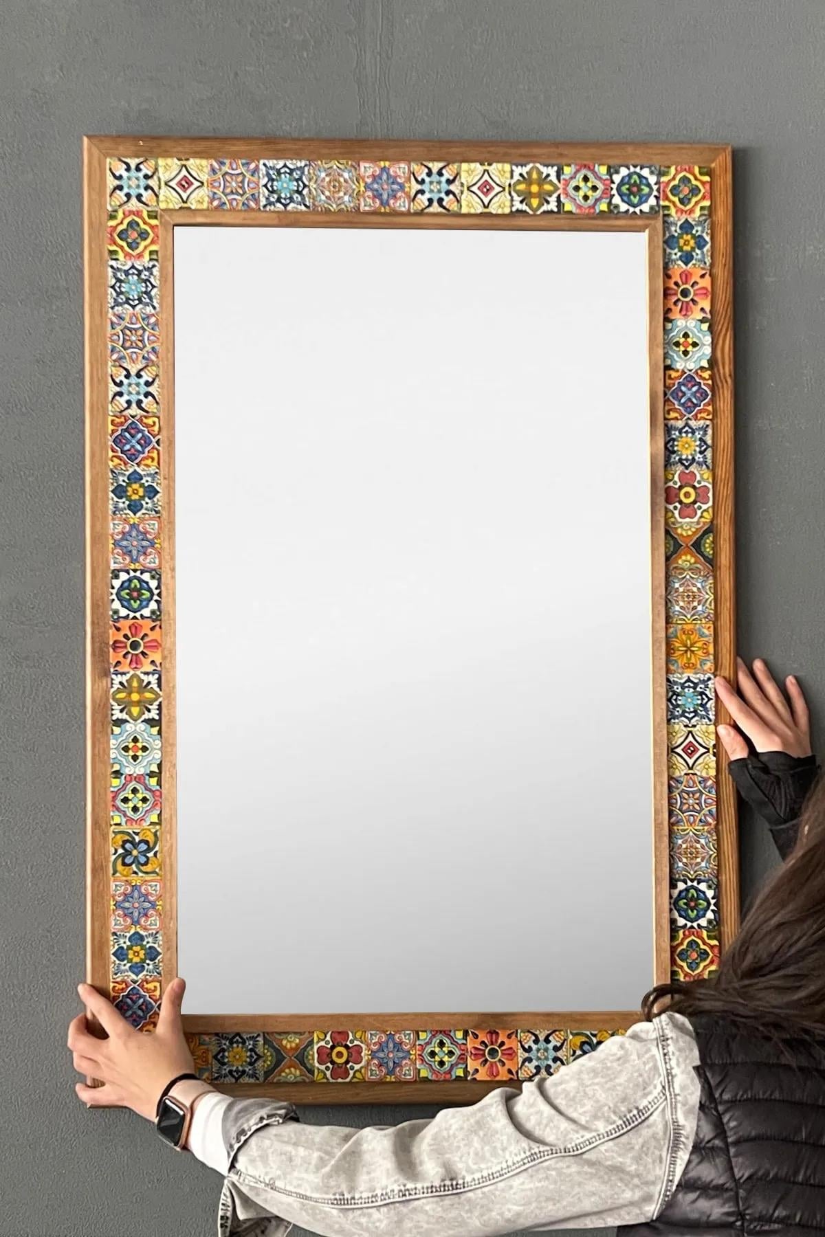 OSCAR STONE DECOR AHŞAP ÇERÇEVELİ MOZAİK TAŞ (MERMER) AYNA 63X93 CM SERAMİK ESKİTME DESENLİ