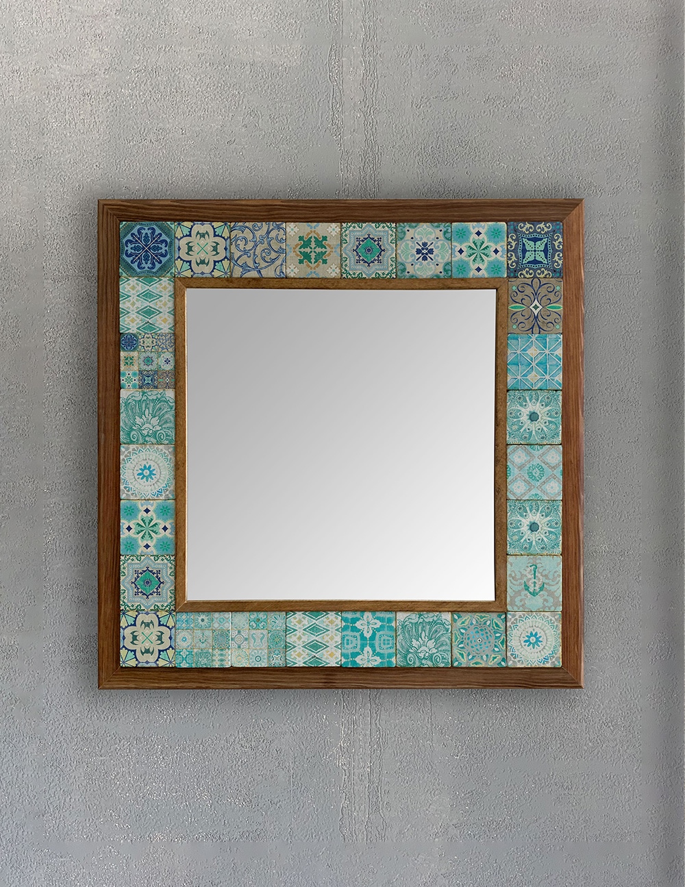 OSCAR STONE DECOR ÇERÇEVELİ MOZAİK DOĞALTAŞ AYNA / AYN4040-041