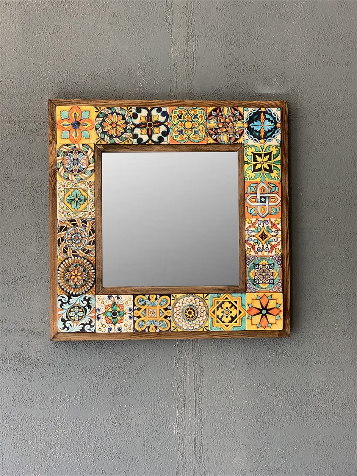 OSCAR STONE DECOR ÇERÇEVELİ MOZAİK DOĞALTAŞ AYNA / AYN-030
