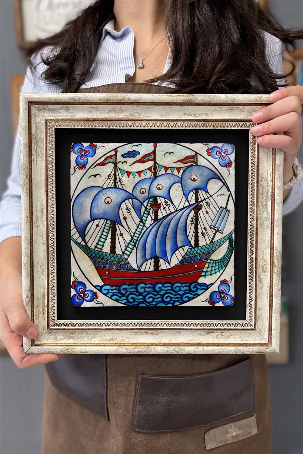 Oscar Stone Decor Çerçeveli Tablo Taş Duvar Dekoru 30 X 30 Cm Çini Seramik Gemi Figürlü Tablo
