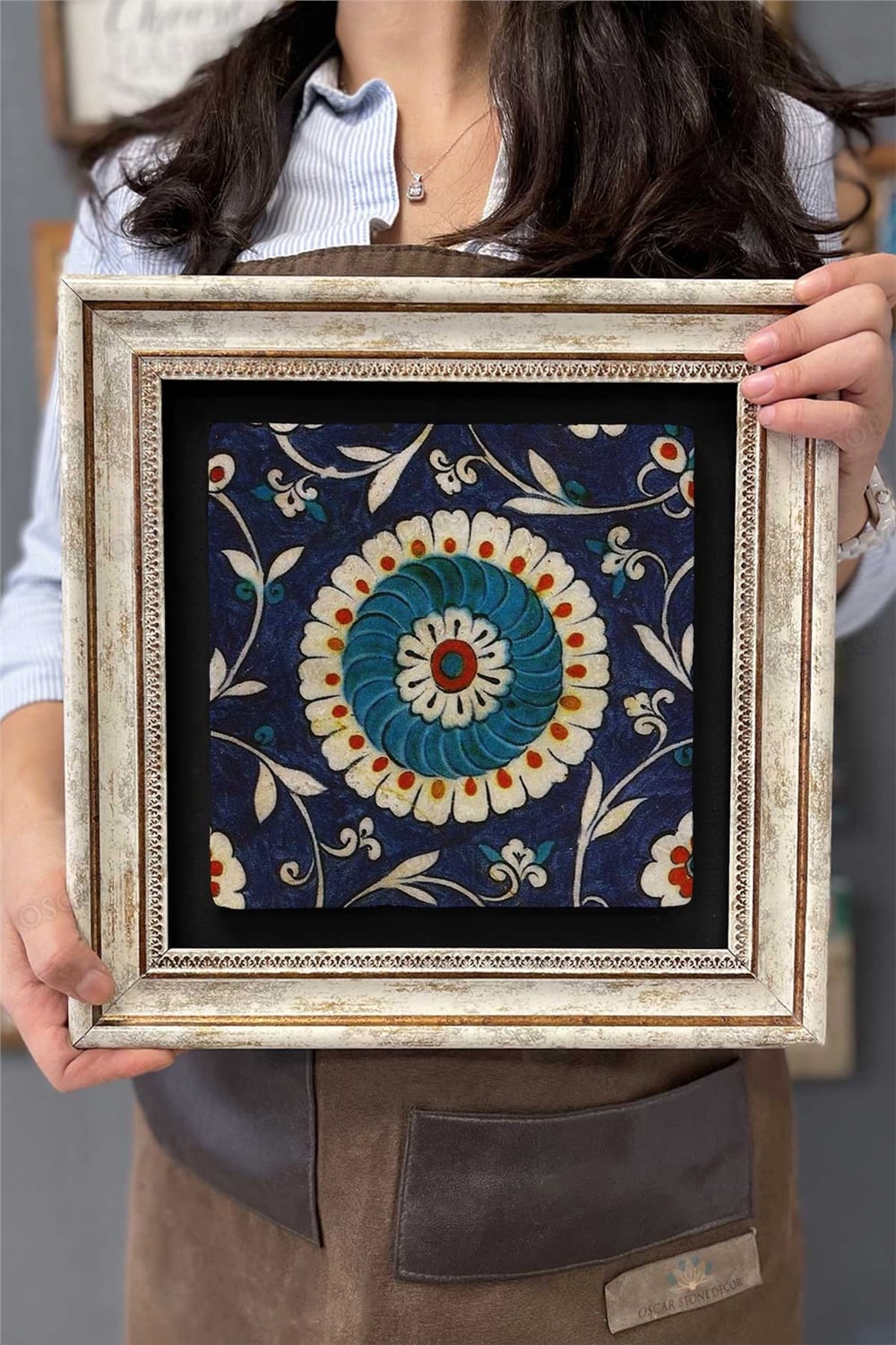 Oscar Stone Decor Çerçeveli Tablo Taş Duvar Dekoru 30 X 30 Cm Seramik Çini Tasarımlı Porselen Desen