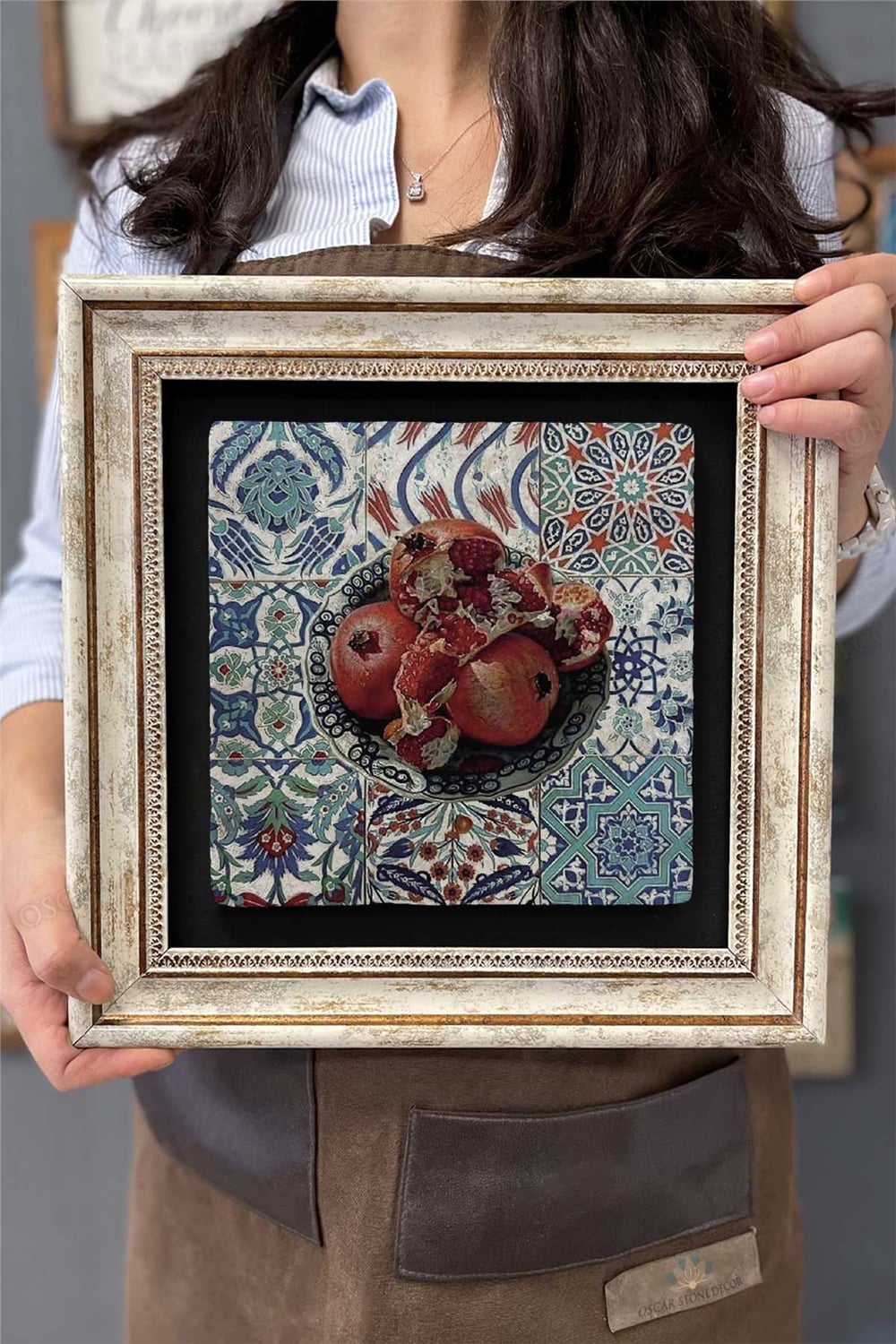 Oscar Stone Decor Çerçeveli Tablo Taş Duvar Dekoru 30 X 30 Cm Nar Tabağı Çini Desenli