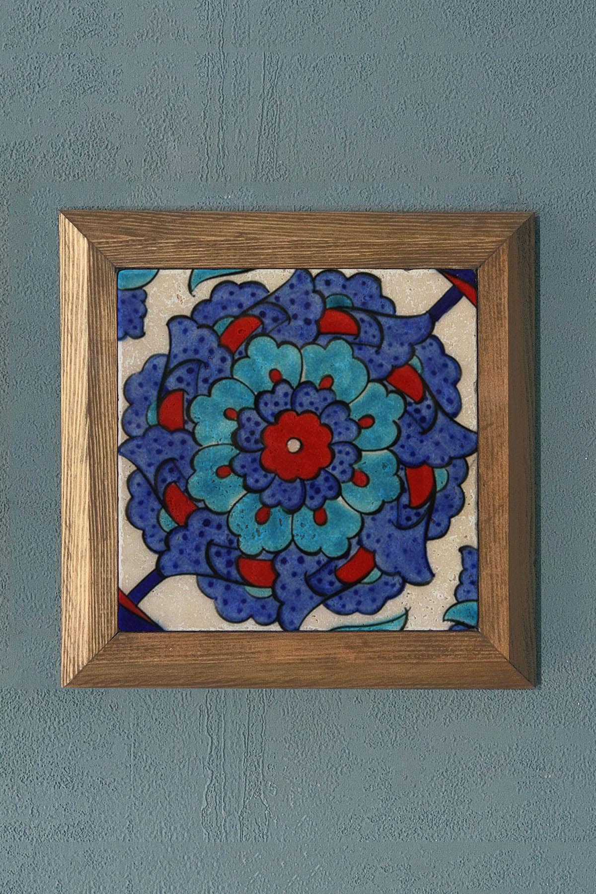 İZNİK ÇİNİSİ DESENLİ AHŞAP Çerçeveli Taş Tablo-Wall Decor- Oscar Stone Decor 28X28 CM