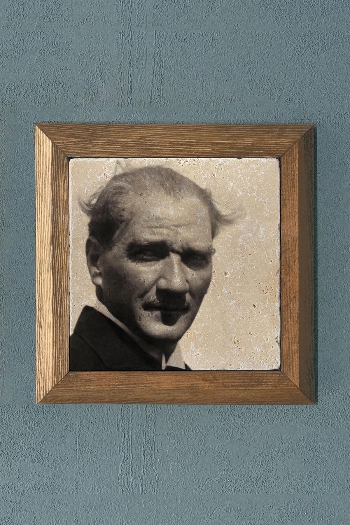 Masif Çerçeveli Atatürk Doğaltaş Tablo Oscar Stone Decor 28x28 cm