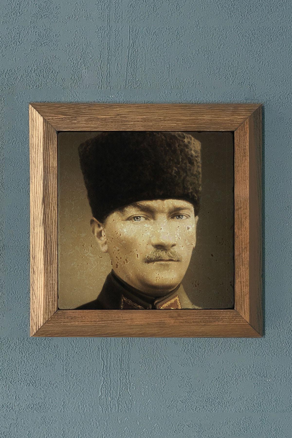 Masif Çerçeveli Atatürk Doğaltaş Tablo Pano Oscar Stone Decor 28X28 CM
