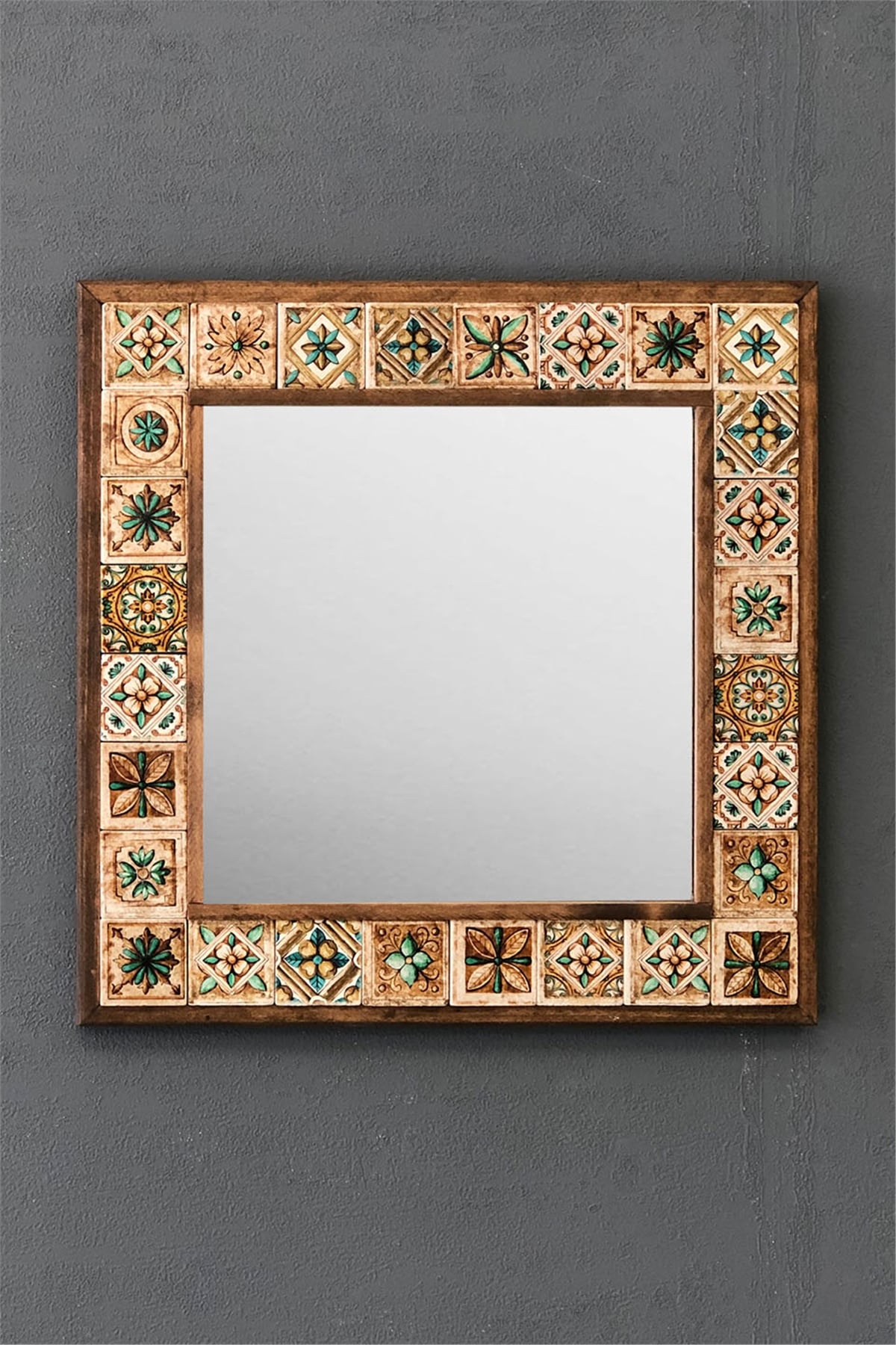 OSCAR STONE DECOR ÇERÇEVELİ MOZAİK DOĞALTAŞ AYNA / AYN4040-066