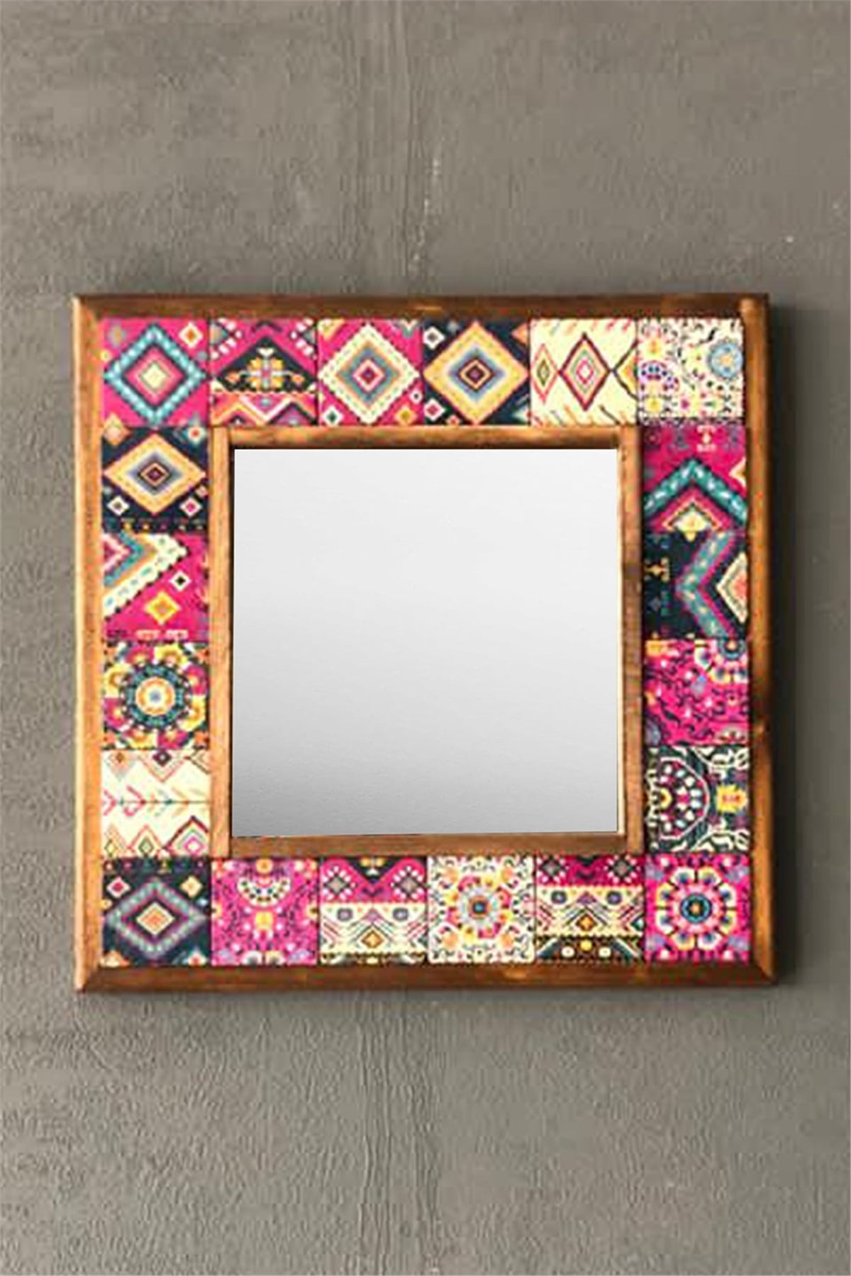 OSCAR STONE DECOR ÇERÇEVELİ MOZAİK DOĞALTAŞ AYNA / AYN-081