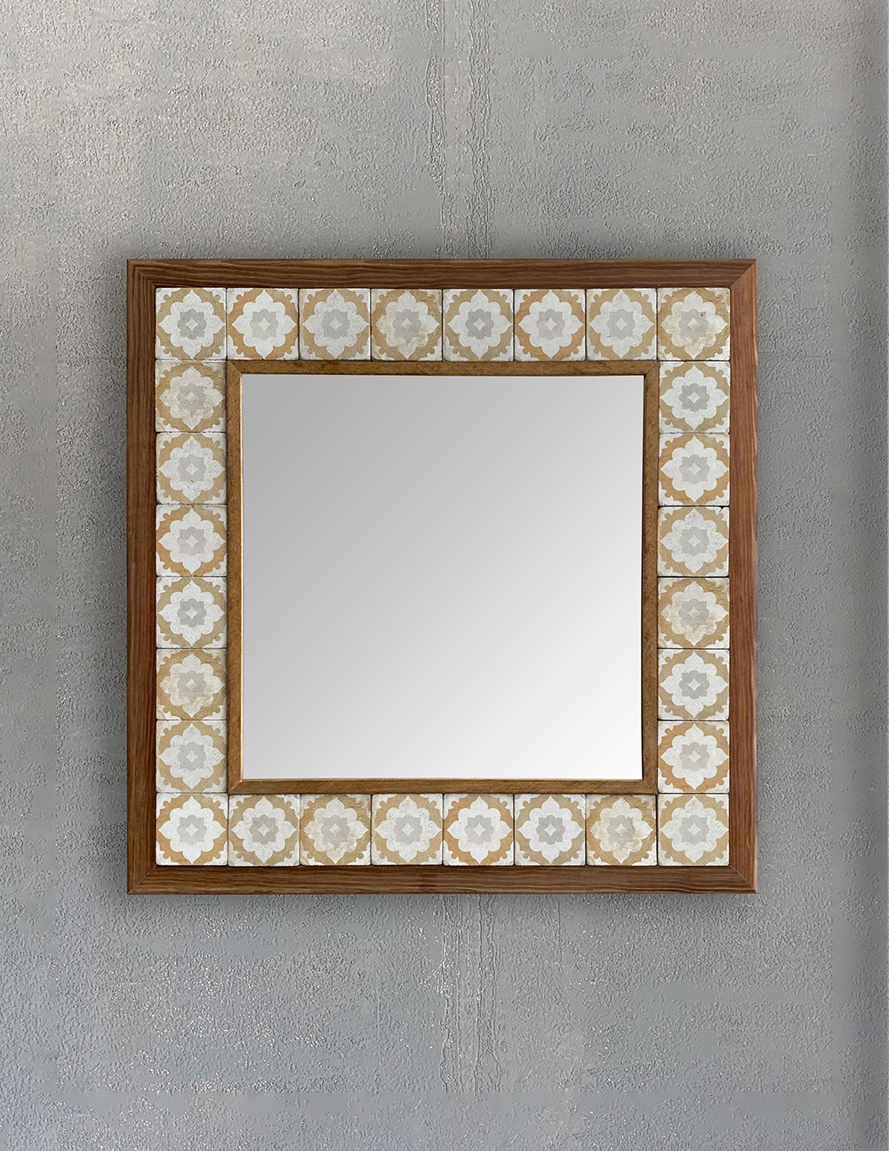 OSCAR STONE DECOR ÇERÇEVELİ MOZAİK DOĞALTAŞ AYNA / AYN4040-107