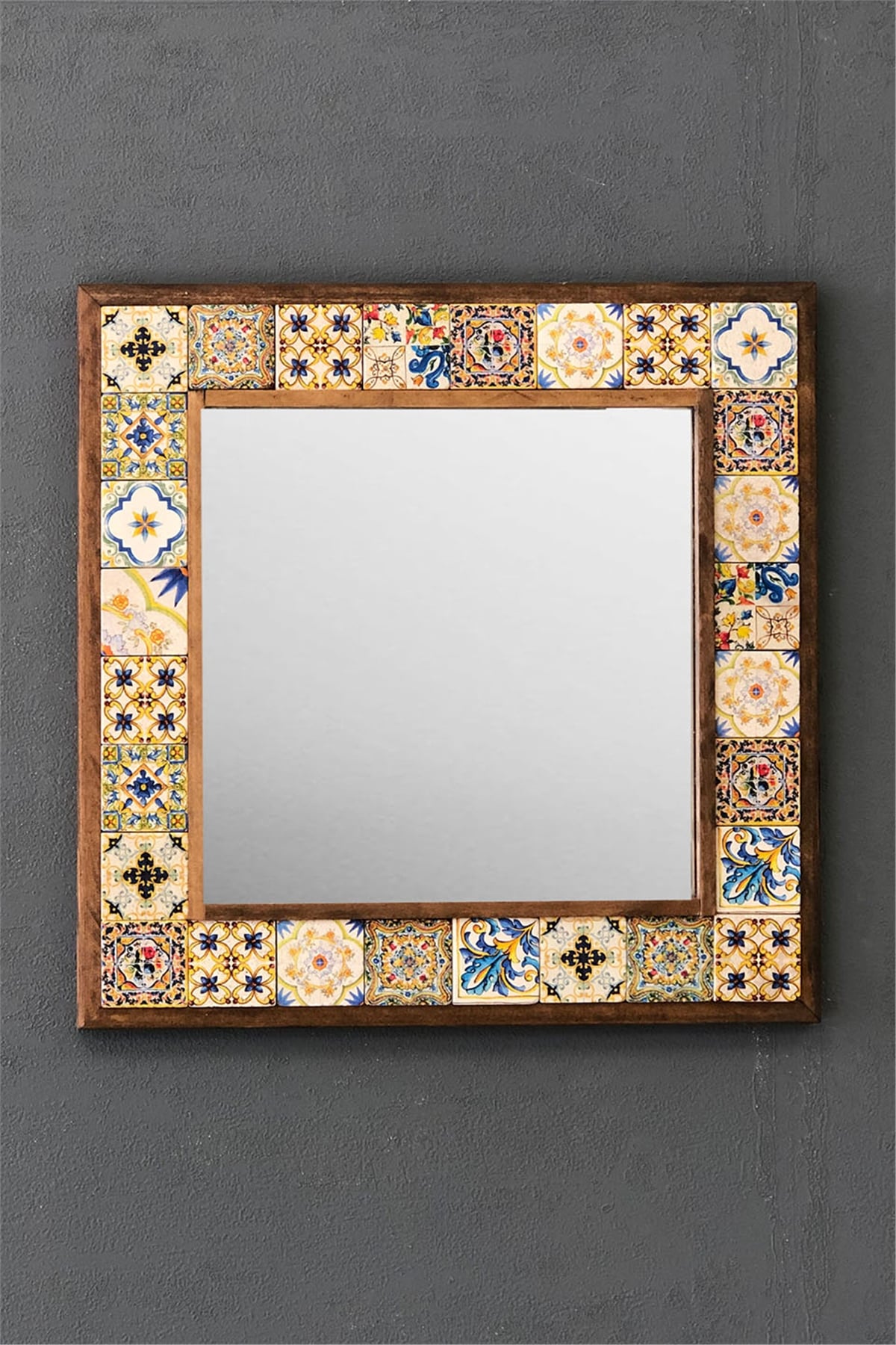 OSCAR STONE DECOR ÇERÇEVELİ MOZAİK DOĞALTAŞ AYNA / AYN4040-038