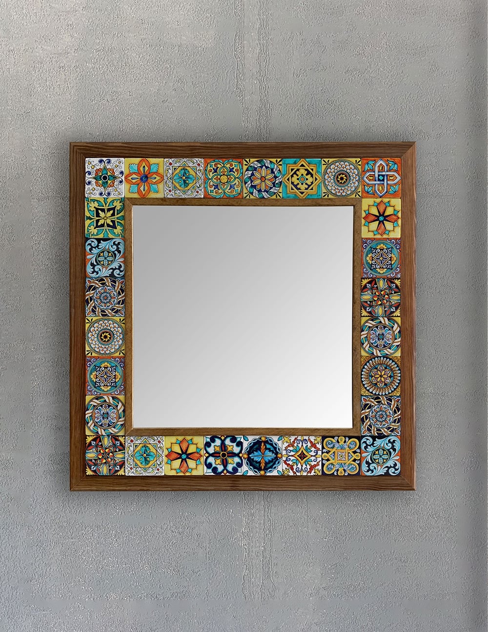 OSCAR STONE DECOR ÇERÇEVELİ MOZAİK DOĞALTAŞ AYNA / AYN4040-030