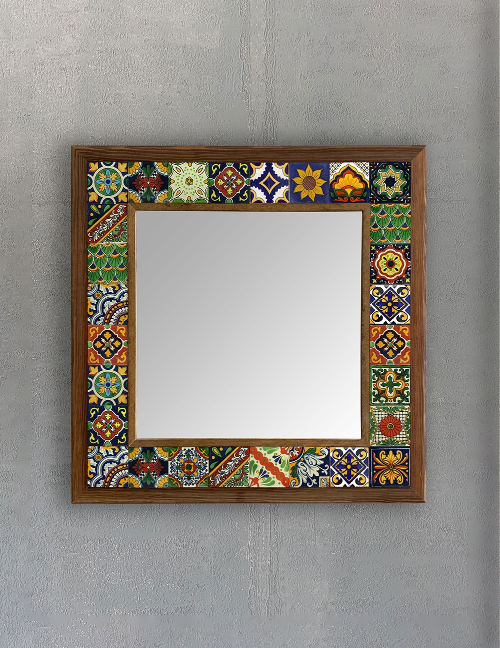 OSCAR STONE DECOR ÇERÇEVELİ MOZAİK DOĞALTAŞ AYNA / AYN4040-027