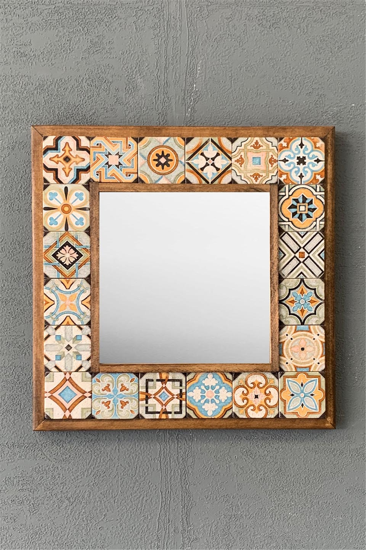 OSCAR STONE DECOR ÇERÇEVELİ MOZAİK DOĞALTAŞ AYNA / AYN-071