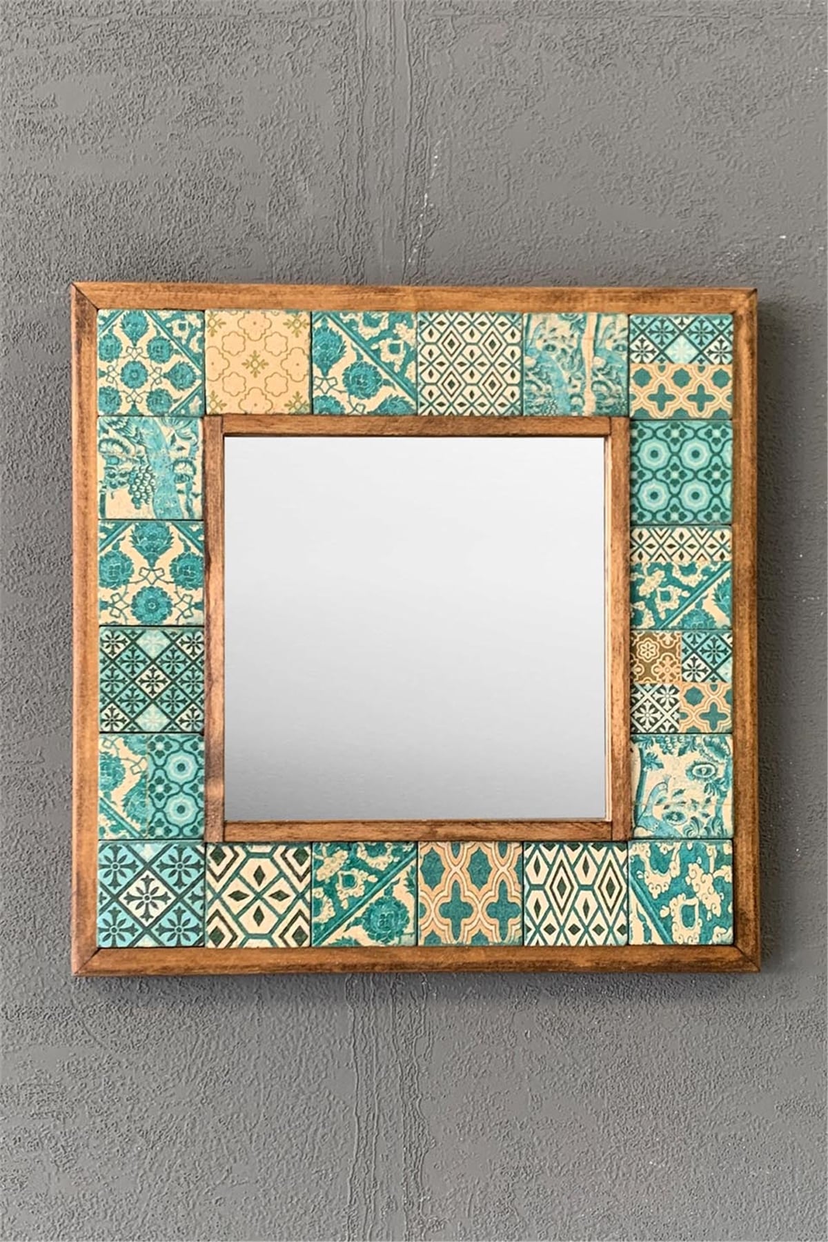 OSCAR STONE DECOR ÇERÇEVELİ MOZAİK DOĞALTAŞ AYNA / AYN-085