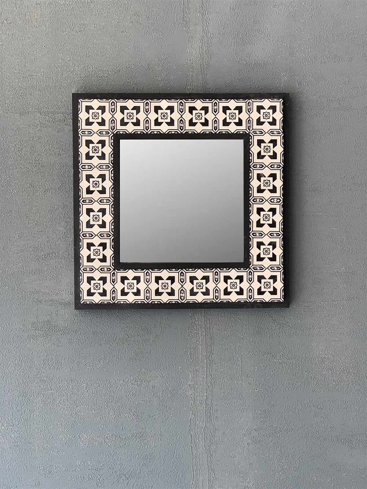OSCAR STONE DECOR ÇERÇEVELİ MOZAİK DOĞALTAŞ AYNA / AYN-006