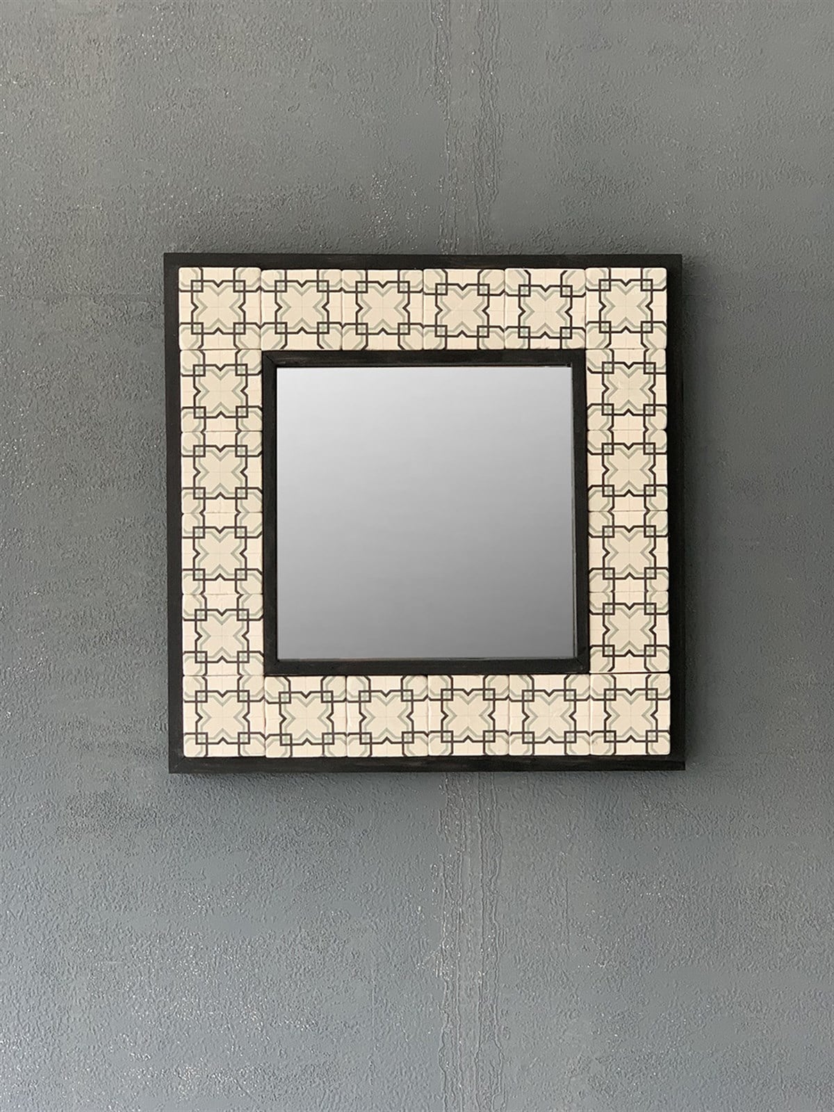 OSCAR STONE DECOR ÇERÇEVELİ MOZAİK DOĞALTAŞ AYNA / AYN-060