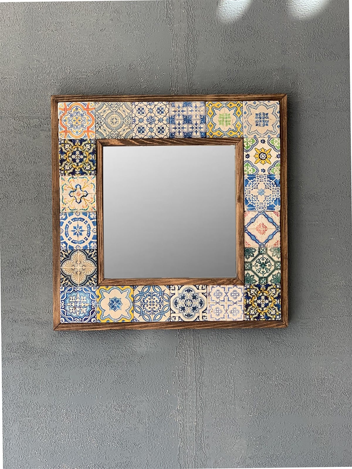 OSCAR STONE DECOR ÇERÇEVELİ MOZAİK DOĞALTAŞ AYNA / AYN-017