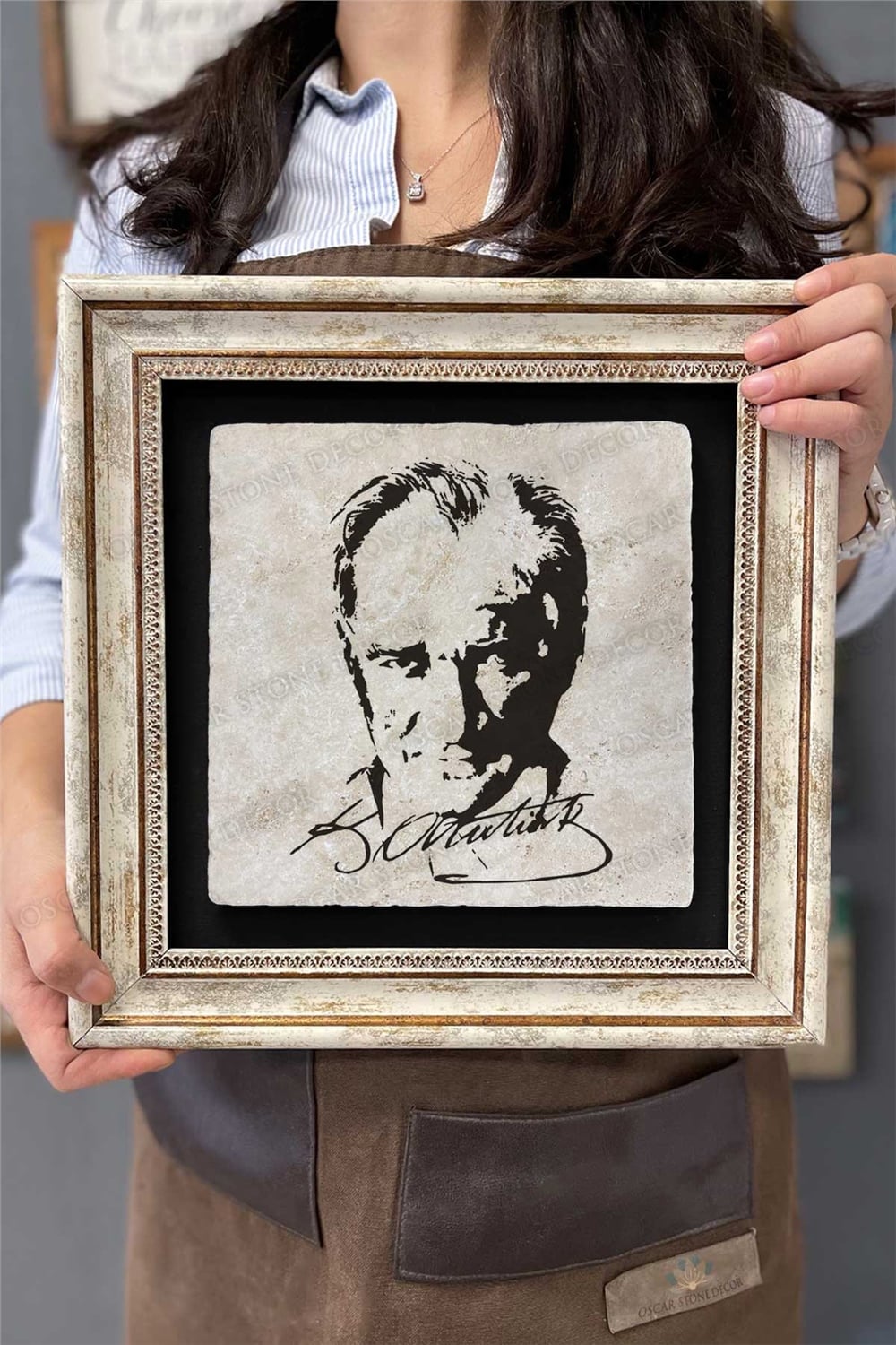 Oscar Stone Decor Çerçeveli Tablo Taş Duvar Dekoru 30 X 30 Cm Atatürk Siyah Beyaz Çizim