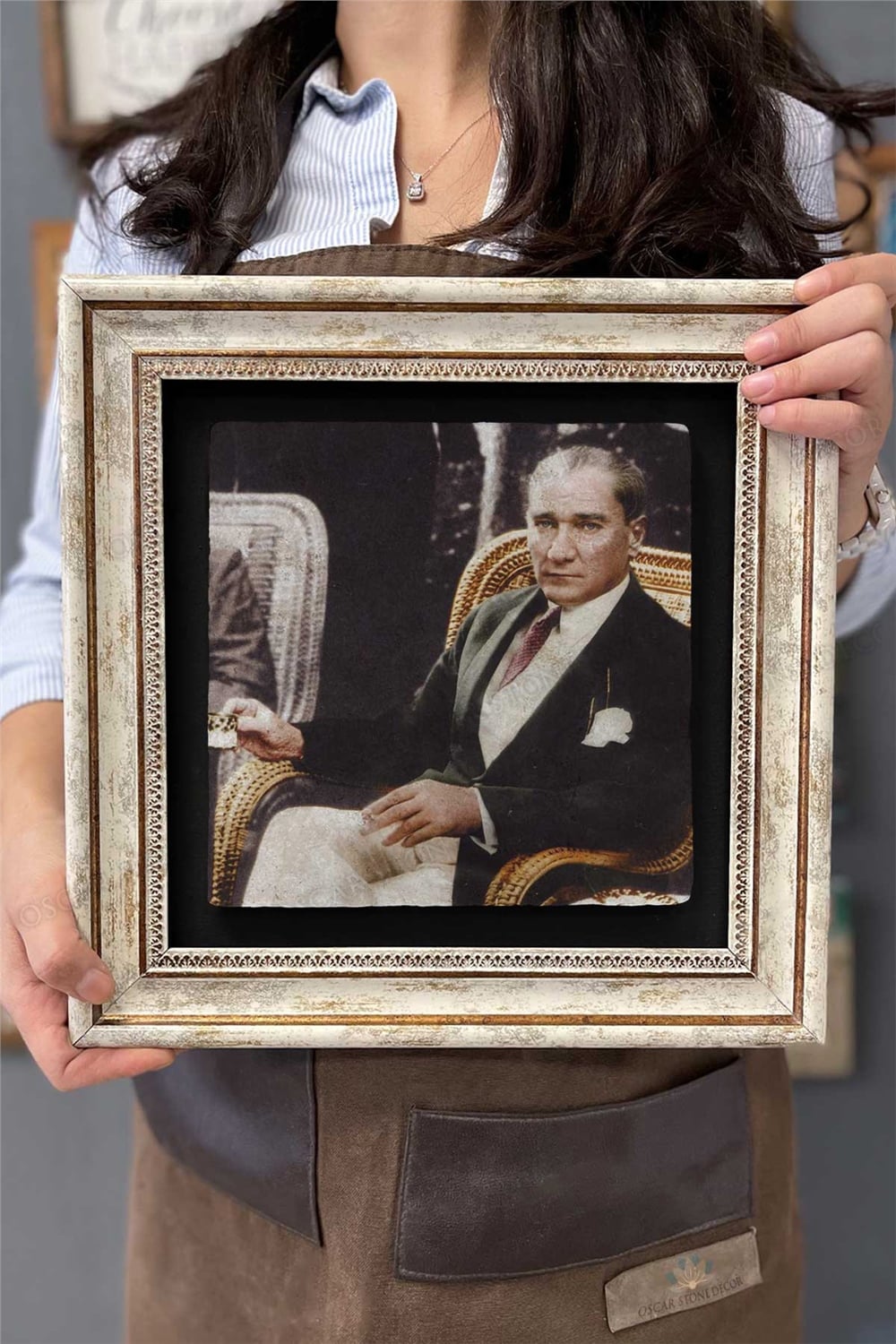 Oscar Stone Decor Çerçeveli Tablo Taş Duvar Dekoru 30 X 30 Cm Atatürk Kahve İçerken