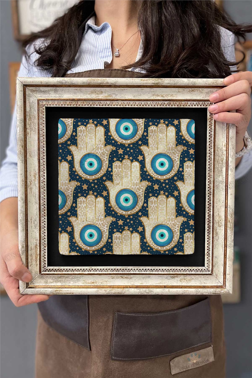 Oscar Stone Decor Çerçeveli Tablo Taş Duvar Dekoru 30 X 30 Cm Fatma Ana Eli ve Nazar Boncuğu