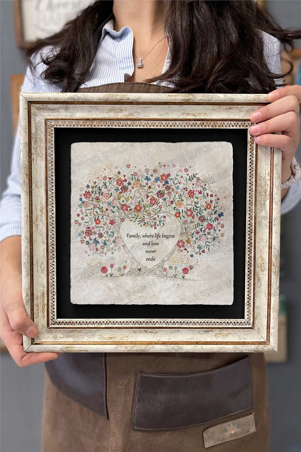 Oscar Stone Decor Çerçeveli Tablo Taş Duvar Dekoru 30 X 30 Cm Kelebek ve Çiçek Ağacı Kalp Şeklinde