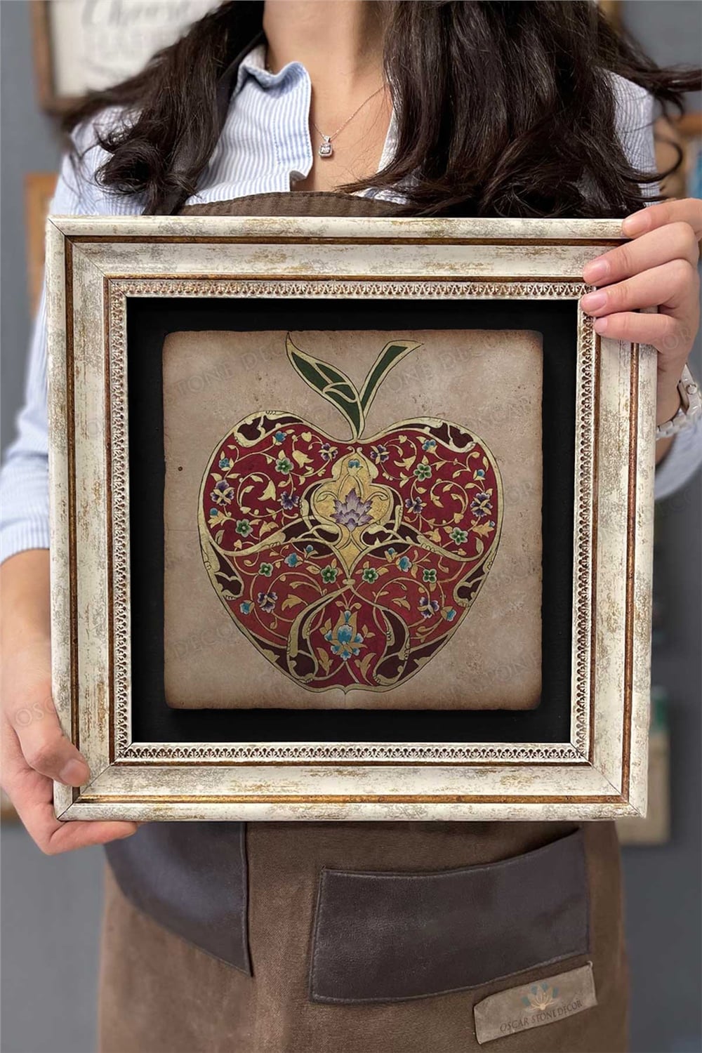 Oscar Stone Decor Çerçeveli Tablo Taş Duvar Dekoru 30 X 30 Cm Eskitme Çizim Elma