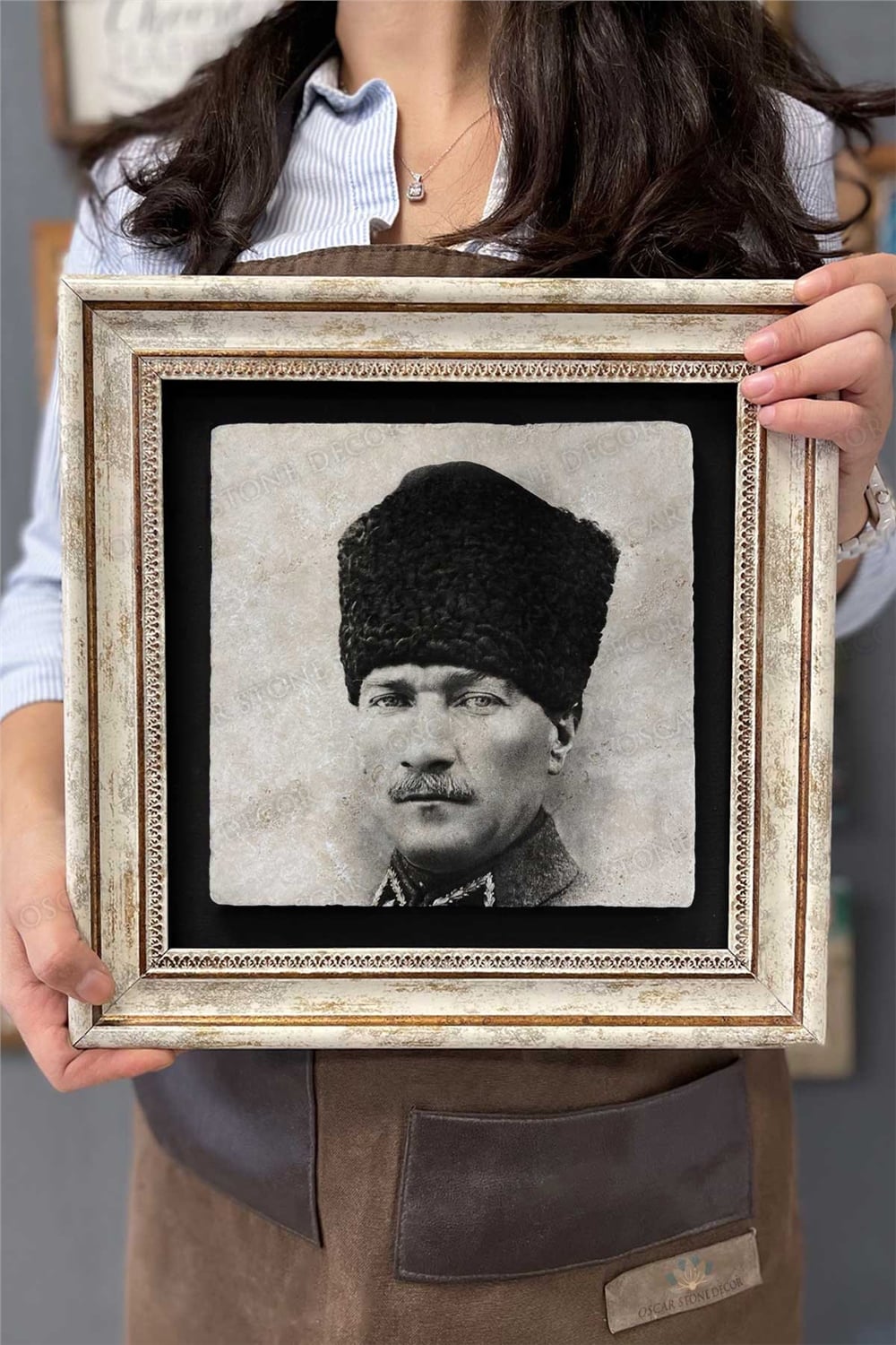 Oscar Stone Decor Çerçeveli Tablo Taş Duvar Dekoru 30 X 30 Cm Kalpaklı Atatürk