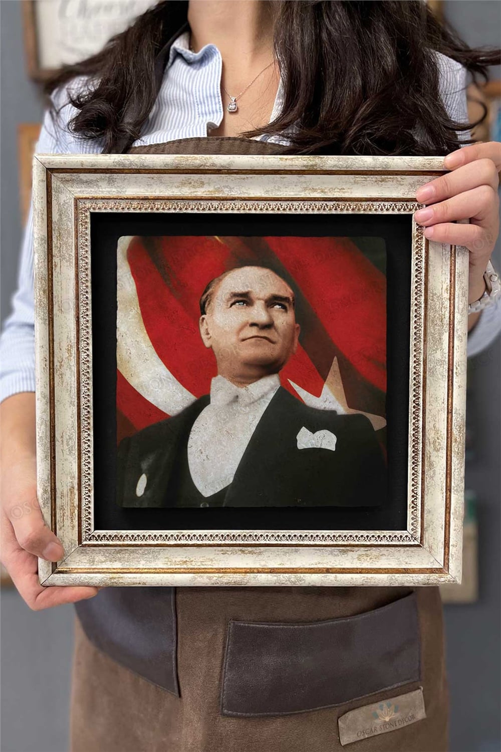 Oscar Stone Decor Çerçeveli Tablo Taş Duvar Dekoru 30 X 30 Cm Atatürk ve Türk Bayrağı