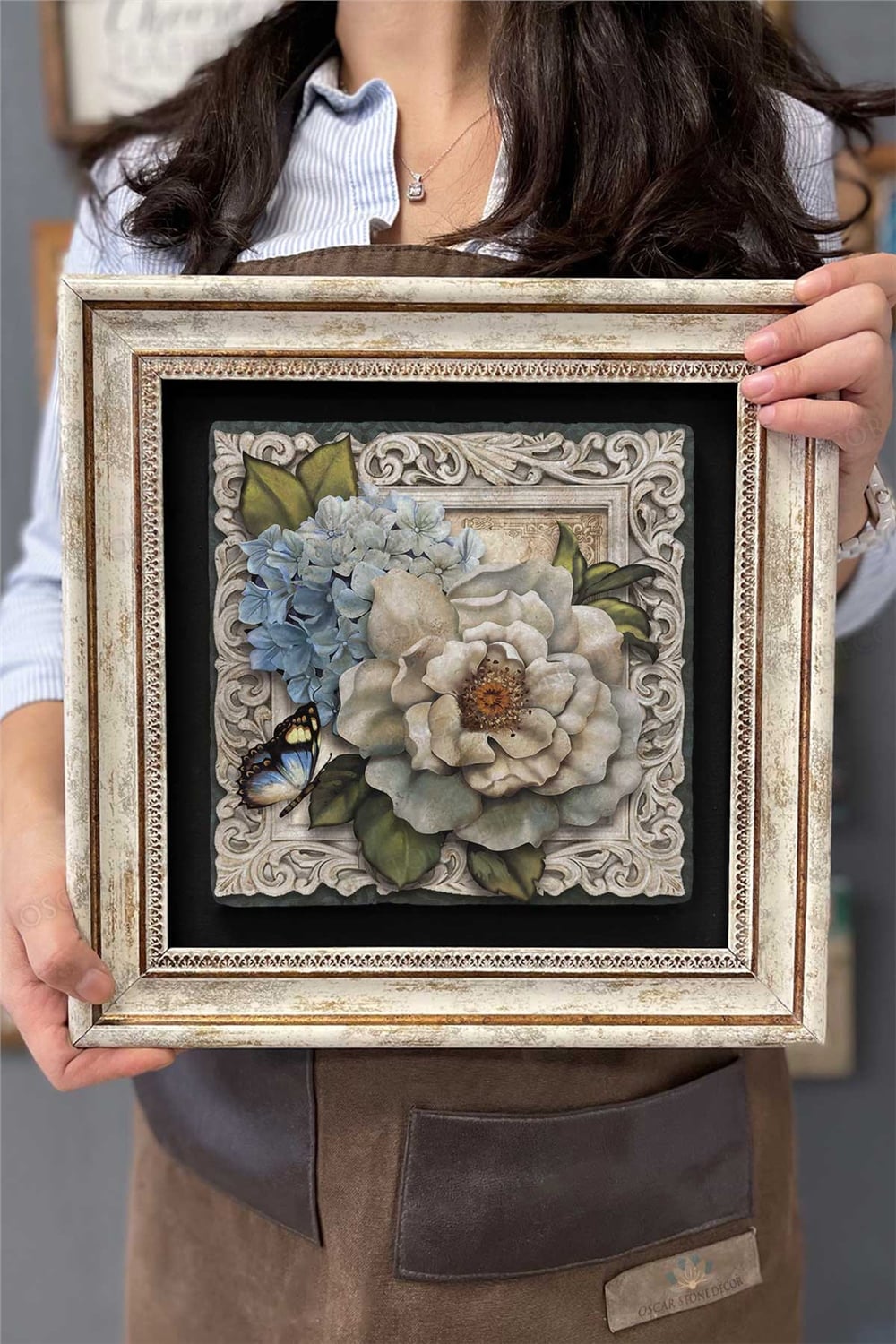 Oscar Stone Decor Çerçeveli Tablo Taş Duvar Dekoru 30 X 30 Cm Kelebek ve Çiçekler