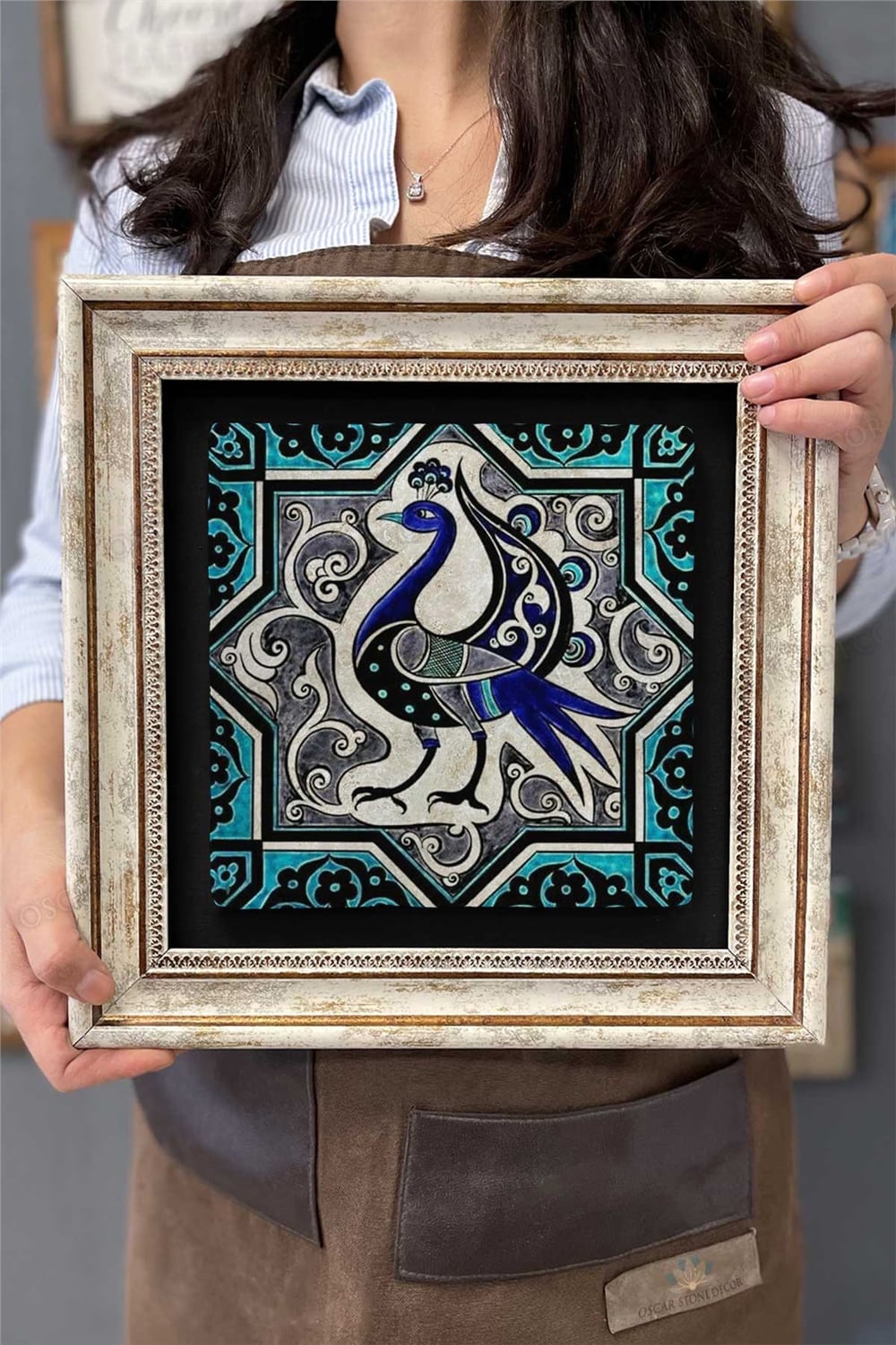 Oscar Stone Decor Çerçeveli Tablo Taş Duvar Dekoru 30 X 30 Cm Tavus Kuşu Çini Seramik