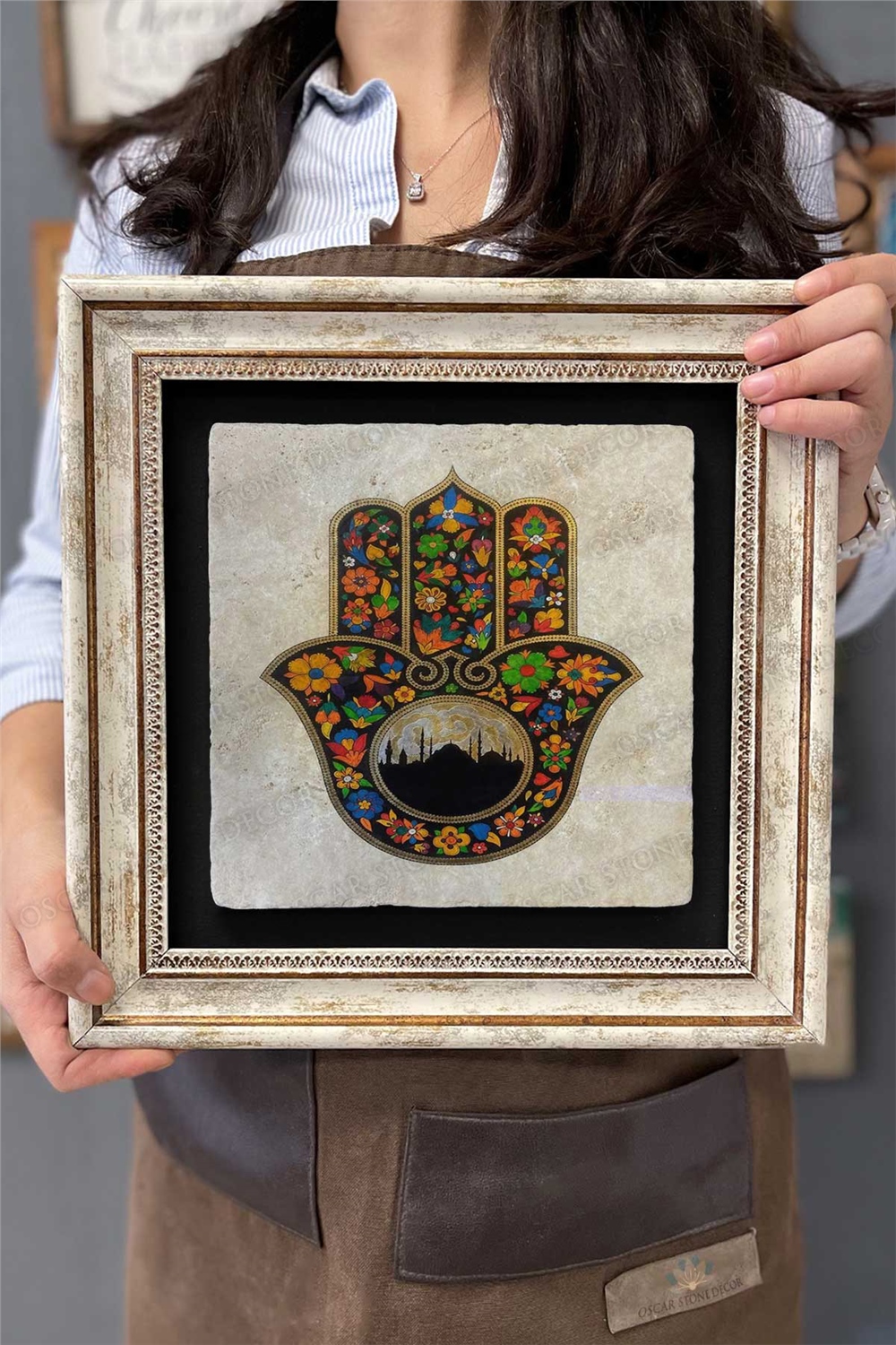 Oscar Stone Decor Çerçeveli Tablo Taş Duvar Dekoru 30 X 30 Cm Fatma Ana Eli Çiçek ve Cami Kolaj