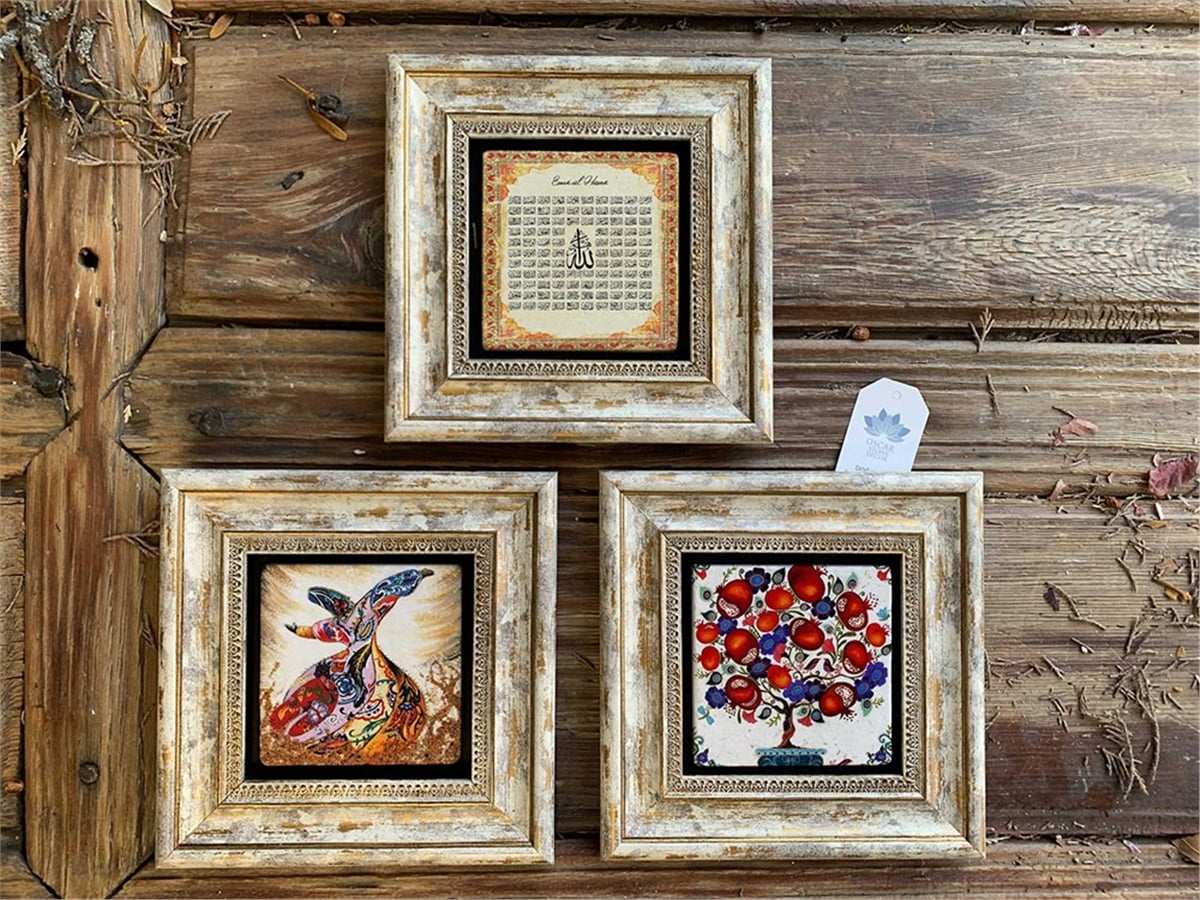 Oscar Stone Decor Çerçeveli Taş Duvar  Dekoru 20 x 20 cm 3 lü set Nar Ağacı Esmaül Hüsna Semazen