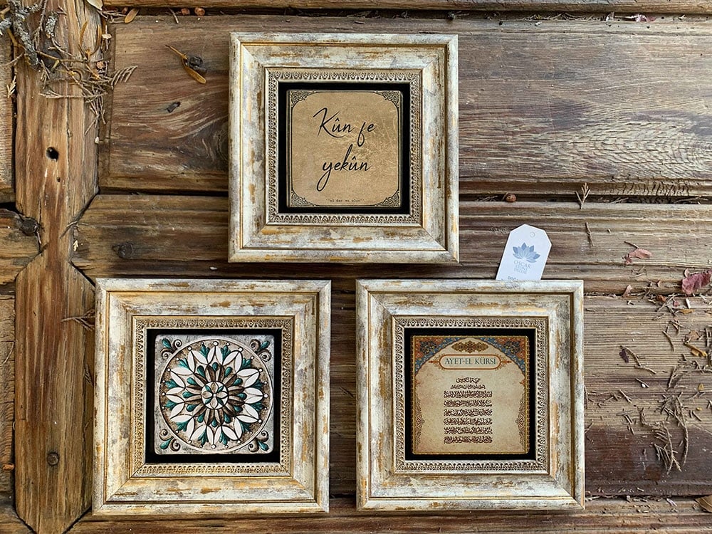 Oscar Stone Decor Çerçeveli Taş Duvar Dekoru Tablo 3'lü Set 20x20cm Kun fe yekun Ayetel Kürsi Desen