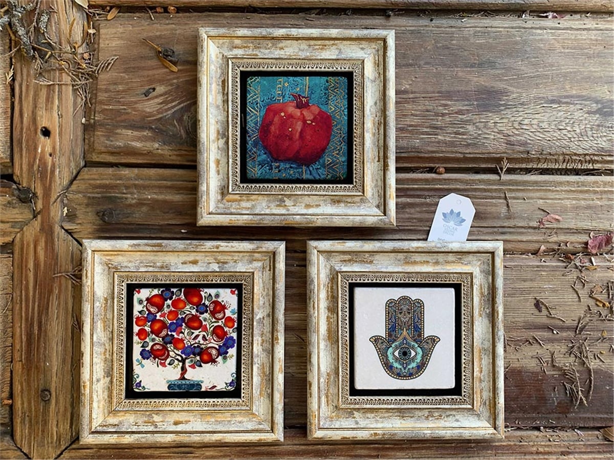 Oscar Stone Decor Çerçeveli Taş Duvar  Dekoru 20 x 20 cm Fatma ana eli Nar ağacı Nar
