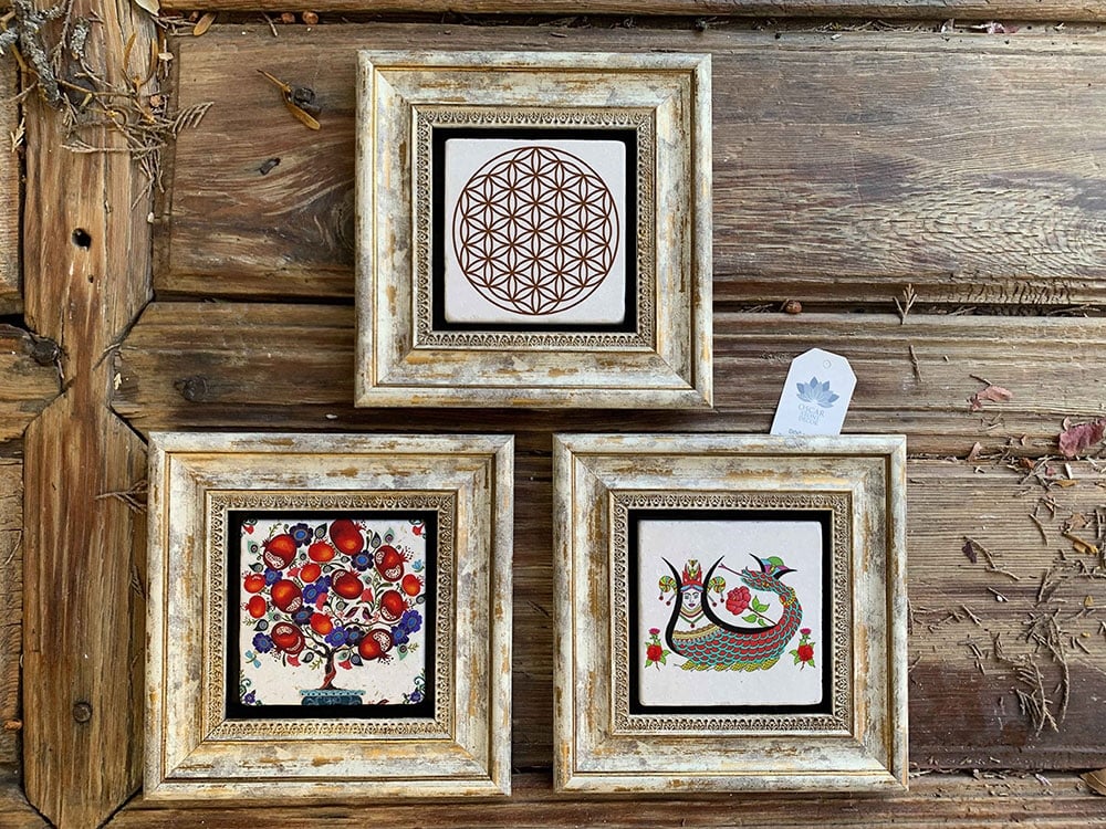 Oscar Stone Decor Çerçeveli Taş Duvar Dekoru Tablo 3'lü Set 20x20cm Yaşam Çiçeği Nar Ağacı Şahmeran