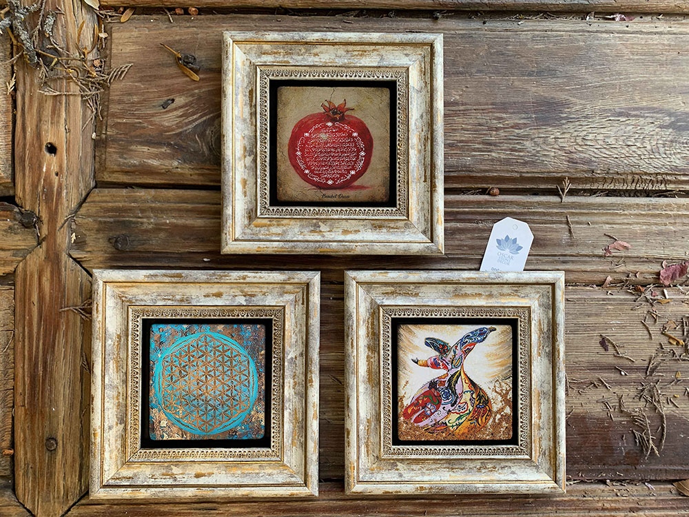Oscar Stone Decor Çerçeveli Taş Duvar Dekoru Tablo 3'lü Set 20x20cm Nar Dua Semazen Yaşam Çiçeği